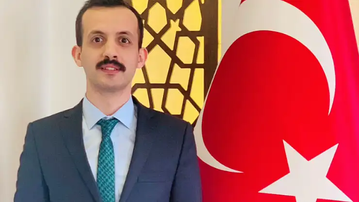 İspir Kaymakamı, 23 Nisan'da çocukların geleceği için eğitimin önemini vurguladı.