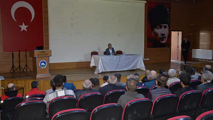 İspir Kaymakamı Muhtarlar Toplantısına Katıldı