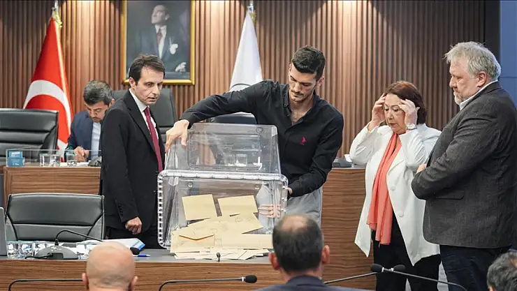 İstanbul'da CHP ve AK Parti adayları yarıştı, sonuçlar belli oldu