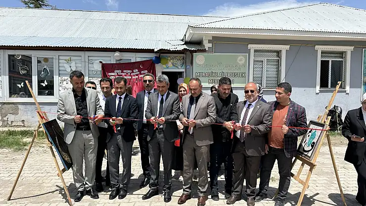 Kadınların Yetenekleri Sergi ile Gözler Önünde Muradiye'de Dayanışma ve Eğitim Etkinlikleri