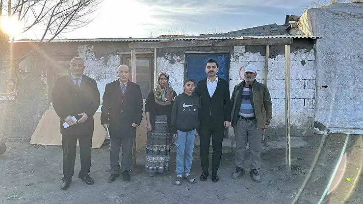 Kafkas Projesi ile Susuz'da Öğrencilerin Ev Ziyaretleriyle Başarı Artırılıyor