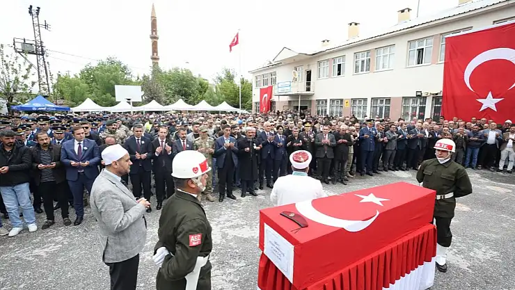 Kahraman Şehit Mesut Karadağ Son Yolculuğuna Uğurlandı