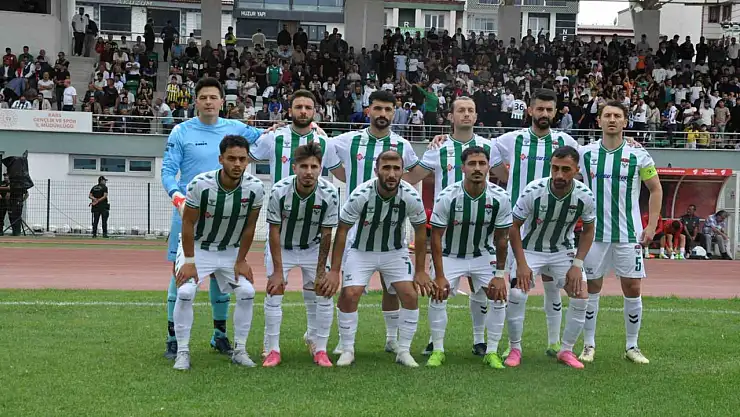 Kars 36 Spor, Şırnak Petrol ile evinde ilk maçına çıkıyor! Şampiyonluk hayalleri peşinde