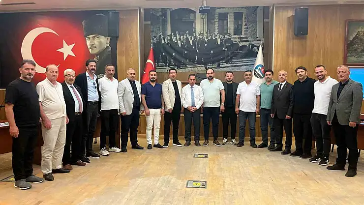 Kars 36 Spor, yeni sezon için iş insanlarından büyük destek buldu