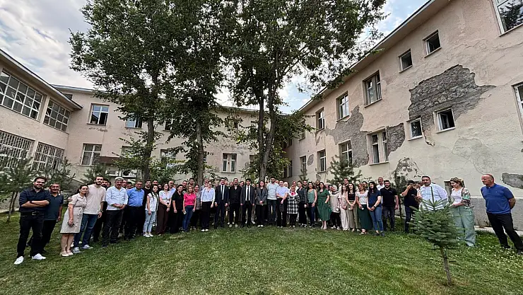 Kars İl Sağlık Müdürü Dr. Mücahit Aydın veda etti, katkıları takdirle anıldı