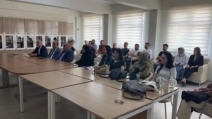 Kars'ta 2025 Mesleki Çalışma Programı Başladı, Öğretmenler Yenilikçi Eğitim İçin Hazır