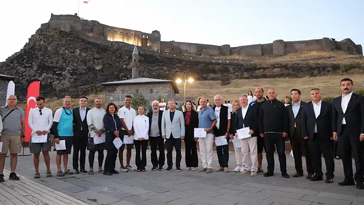 Kars'ta Anadolu Yelken Ligi 1. Ayak Yarışları Ödül Töreniyle Taçlandı