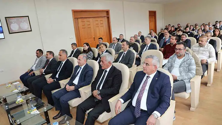 Kars'ta Aras Havzası Su Kurulu Toplantısı'nda su kaynakları korunma yolları ele alındı