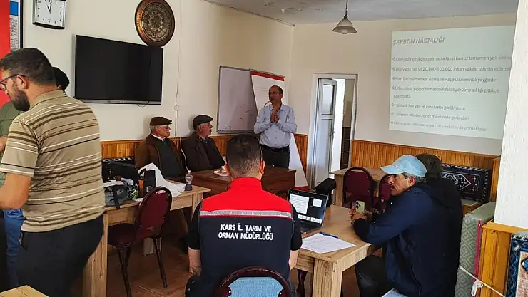 Kars'ta çiftçilere şarbon hastalığına karşı bilgilendirme eğitimi verildi