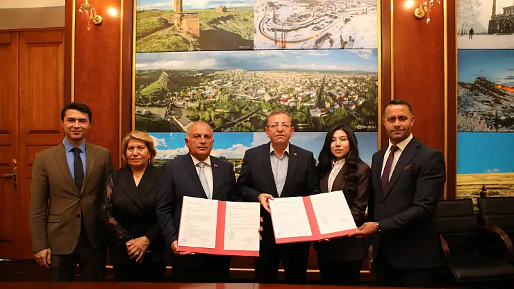 Kars'ta Dernekler İçin Proje İmza Töreni Düzenlendi
