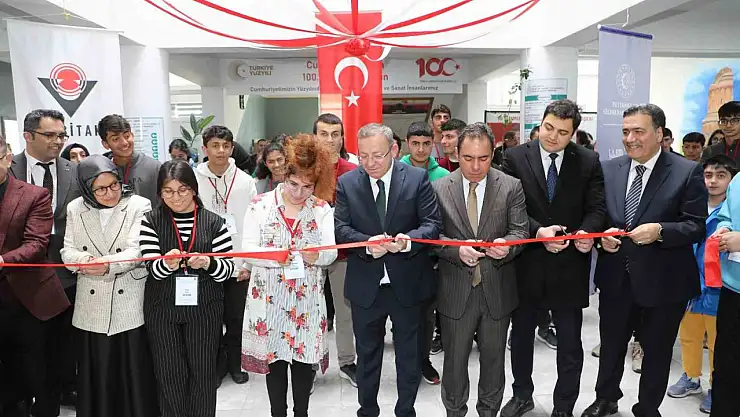 Kars'ta 'En Özel Teknoloji Engelsiz STEAM Eğitimi' lansmanı gerçekleştirildi
