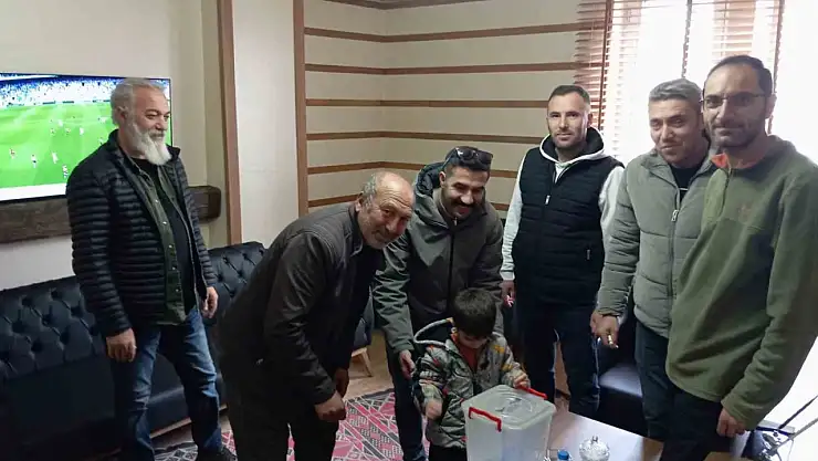 Kars'ta Gazeteciler Cemiyeti'nin Olağan Genel Kurulu Yapıldı