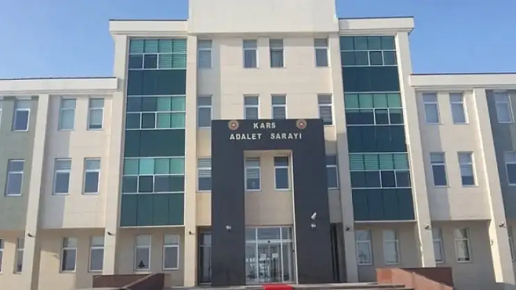 Kars'ta hakim ve savcı atamalarında büyük değişiklikler gerçekleşti