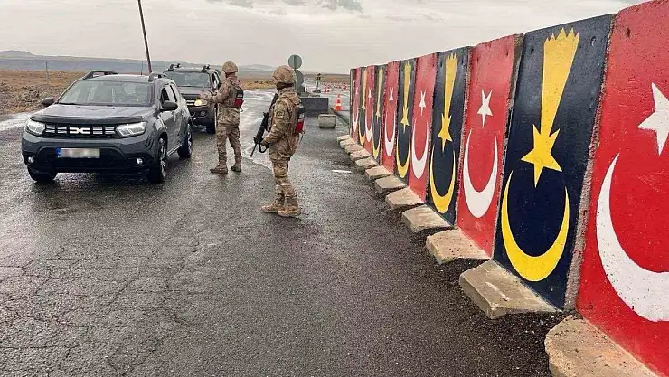 Kars'ta kaçak ve sahte alkol uygulaması yapıldı