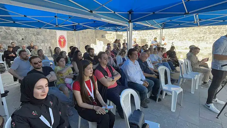 Kars'ta Kenelere Dikkat Çeken Bilgilendirme Etkinliği Gerçekleşti