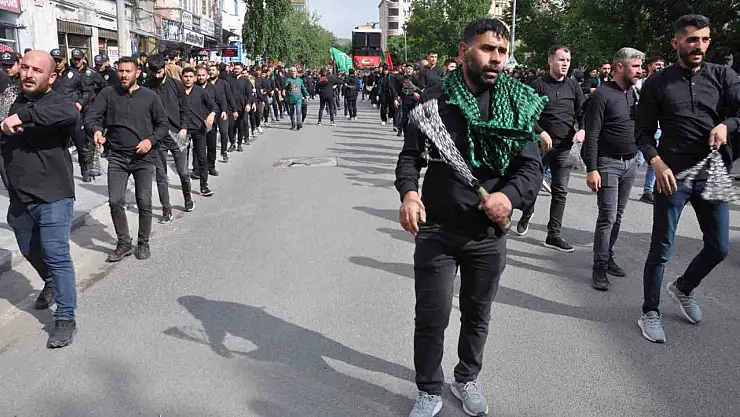 Kars'ta Kerbela Şehitleri için Anma Töreni Gerçekleşti