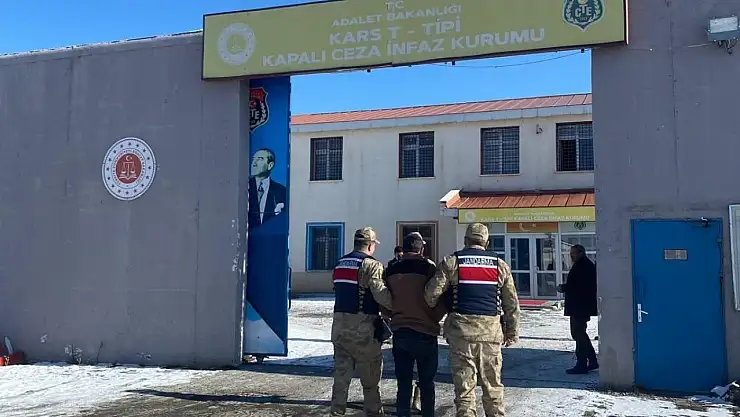 Kars'ta kesinleşmiş hapis cezası bulunan 2 kişi yakalandı