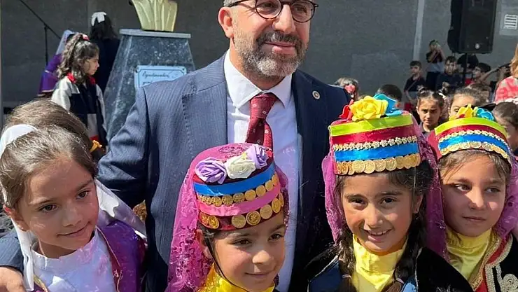 Kars'ta Kız Çocukları Günü Coşkuyla Kutlandı