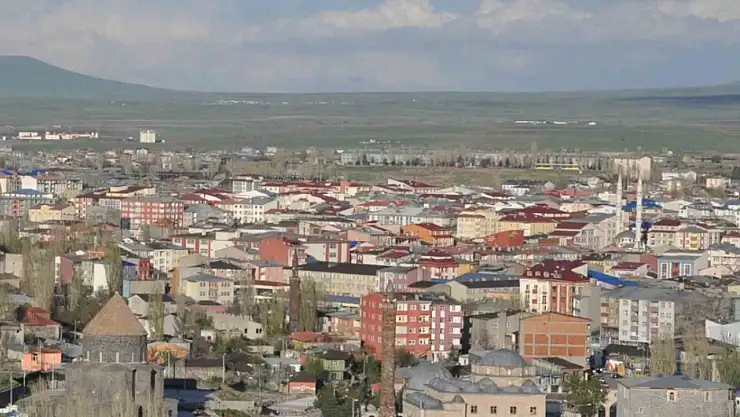 Kars'ta Nisan'da konut satışları 333'e yükseldi, ikinci el satışlar öne çıktı