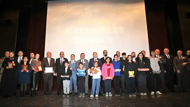 Kars'ta Öğretmenler Günü Kutlama Programı Düzenlendi