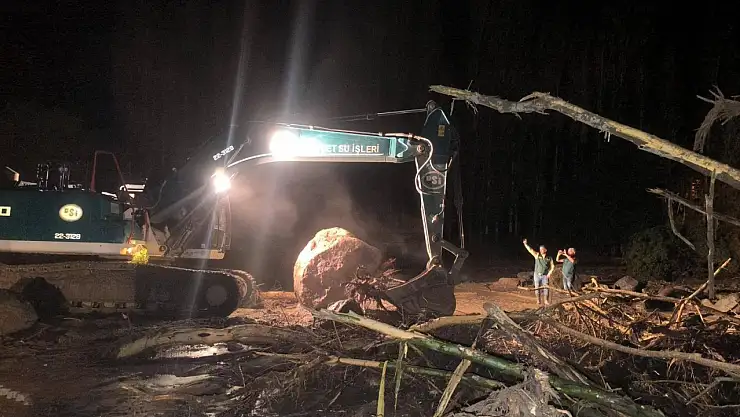 Kars'ta Sel Felaketi: Etkilenen Köylere Hızla Müdahale Ediliyor