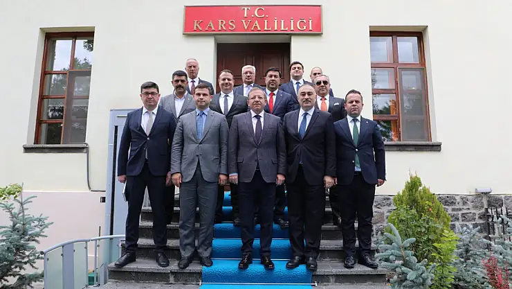 Kars'ta Türkiye-Azerbaycan Ekonomi Forumu, iş birliklerini güçlendiriyor ve yeni fırsatlar sunuyor