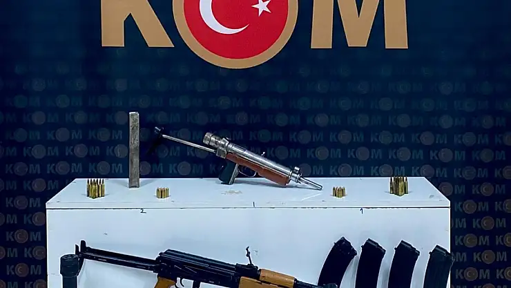 Kars'ta yasa dışı silah operasyonu: 3 tutuklama