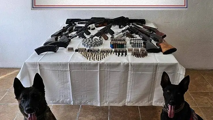 Kars'ta yasadışı silah operasyonu: 7 gözaltı, 2 tutuklama!
