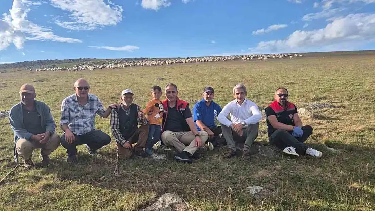 Kars Tarım ve Orman Müdürü Aydın, 2 bin 600 metre yükseklikteki yaylalarda denetim gerçekleştirdi