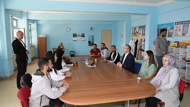 Kars Valiliği, Öğretmenlerle Buluşarak Talepleri Değerlendirdi ve Destek Sözü Verdi