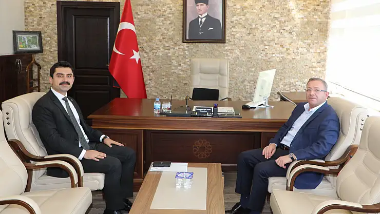 Kars Valisi Polat, Susuz Kaymakamı Tutal'ı ziyaret ederek projelerde iş birliği vurgusu yaptı