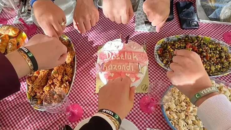 Kars Yeşilay Gençlik Komisyonundan Kitap Okuma Atölyesi ve Dostluk Etkinliği