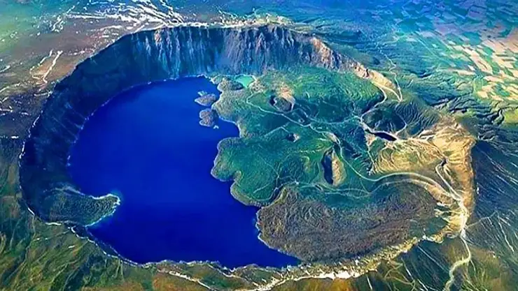 Kasımda Nemrut Krateri'nde Renk Cümbüşü