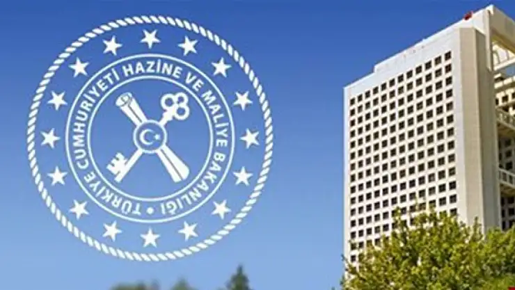 Kayıt dışı çalışan doktorlara Maliye'den 'Vergi Reçetesi'