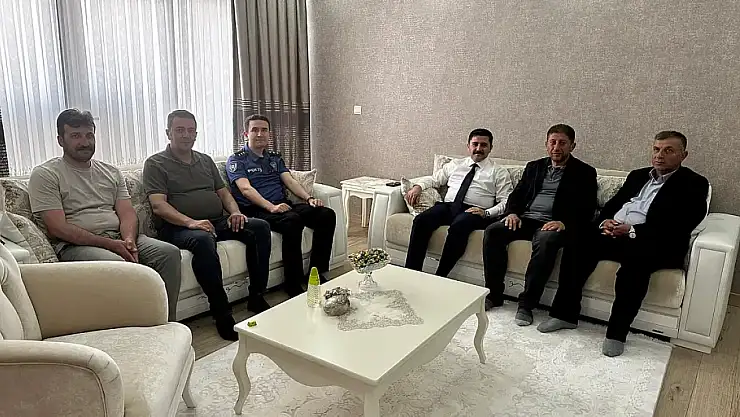 Kaymakam Bulut'tan şehit ailesine bayram ziyareti ve hediyesi