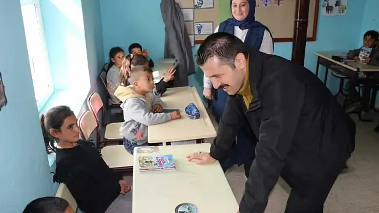 Kaymakam Coşkun, köy okullarındaki eğitim ihtiyaçlarını yerinde inceledi