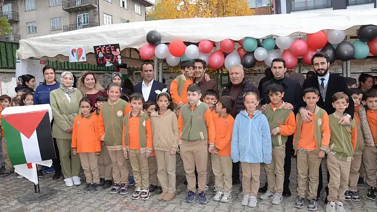Kaymakam Enis Aslantatar, Gazze'ye Destek Kermesine Katıldı