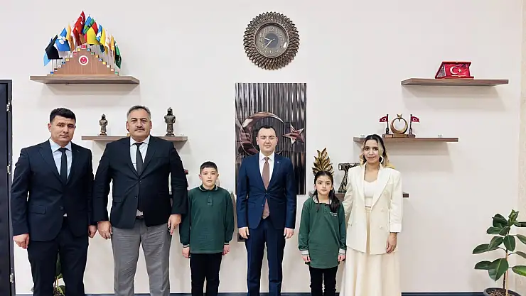 Kaymakam İsmail Güney'den Öğretmenler Günü Ziyareti