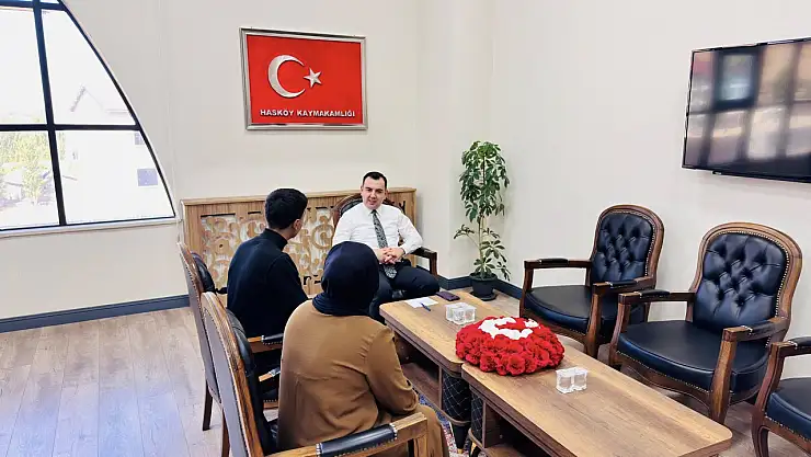 Kaymakam İsmail Güney, Halk Günü'nde Vatandaşların Taleplerini Dinledi