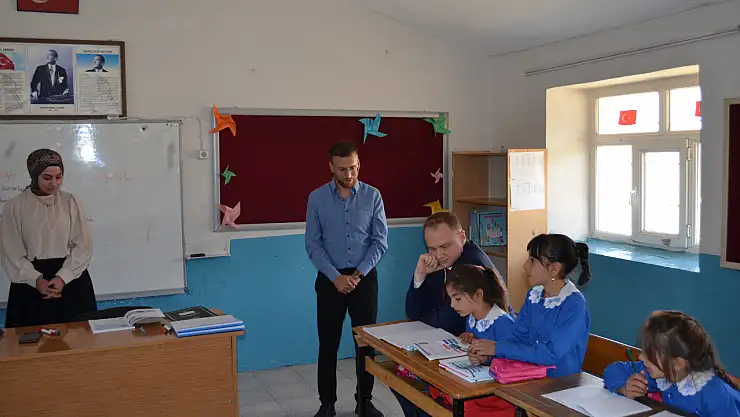 Kaymakam Ömer Övünç Koşansu, Değirmensuyu İlkokulu Öğrencileriyle Bir Araya Geldi