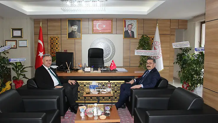 Kaymakam Özçelik'ten İl Sağlık Müdürü Ergene'ye Hayırlı Olsun Ziyareti