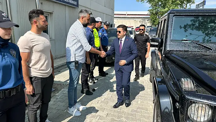 Kaymakam Rahmi Bulut, Özalp İlçe Emniyet Amirliği'ni Ziyaret Ederek Bayramlaştı