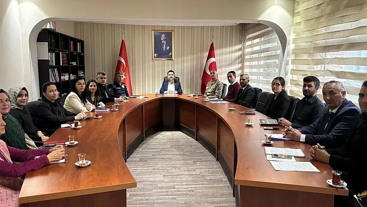 Kaymakam Tutal, Susuz'daki kurum amirleriyle hizmet değerlendirmesi yaptı