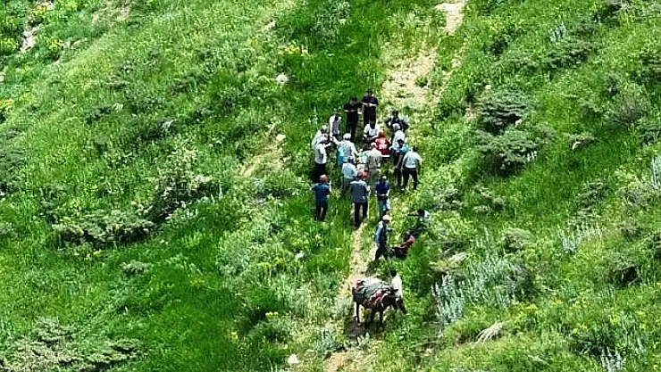 Kırsalda Düşen Adamı Ekipler Dronla Buldu, Hastaneye Sevk Edildi