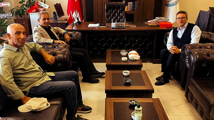 Komşu Üniversiteden Dekan Aydın'a Hayırlı Olsun Ziyareti