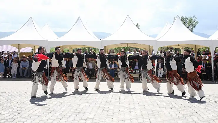 Korkut'ta 7. Lale Festivali, kültürel zenginlik ve toplumsal dayanışmayı bir araya getirdi