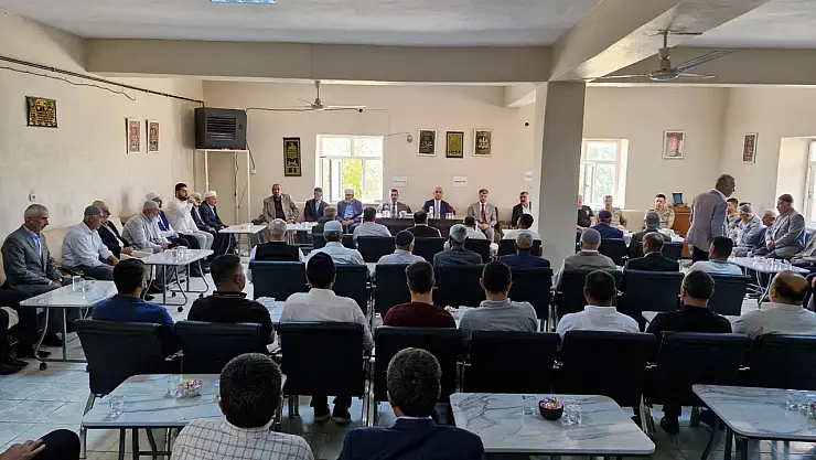 Korkut'ta Taziye Etkinliği: Muş Valisi ve Protokol Dayanışma İçin Bir Araya Geldi