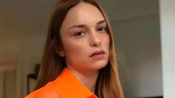 Kral Kaybederse Dizisinde Özlem Karakteri Neden Yok? Nilperi Şahinkaya Diziden Ayrıldı mı?