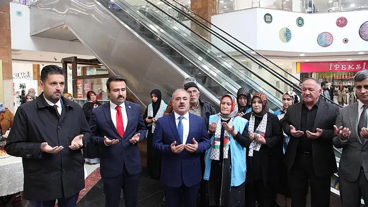 Kubbetü'l İslam Ahlat'ta Gazze İçin Kermes Düzenlendi