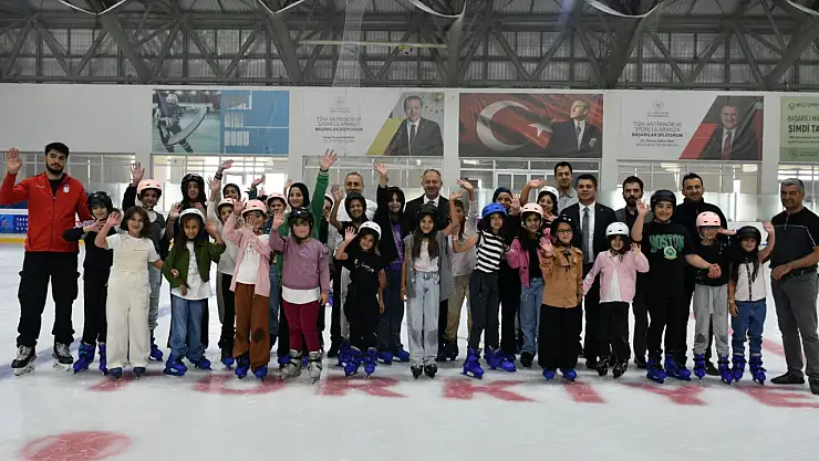 Kur'an Kursu Öğrencilerine Buz Pateni Eğitimi ile Farklı Bir Deneyim